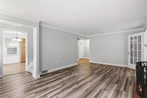 Living - 21 Fairlea Dr, Irondequoit, NY 14622 photo 3 of 4