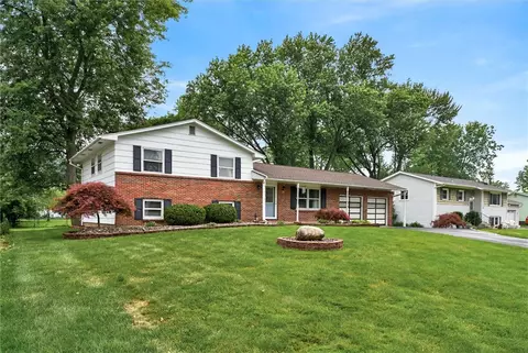 21 W Canon Dr, Chili, NY 14624