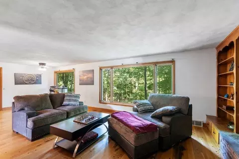 Living - 55 Briar Ln, Irondequoit, NY 14622 photo 3 of 4