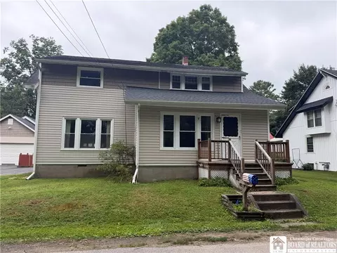 6 Crescent Ave, Busti, NY 14750