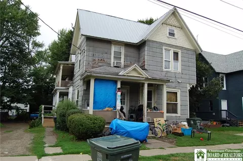 25 Linden Ave, Jamestown, NY 14701