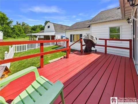 Exterior - 507 Line St, Olean, NY 14760 photo 2 of 12