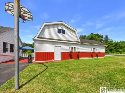 Exterior - 507 Line St, Olean, NY 14760 photo 9 of 12