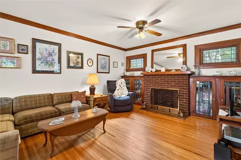 Living - 3948 Culver Rd, Irondequoit, NY 14622 photo 2 of 7