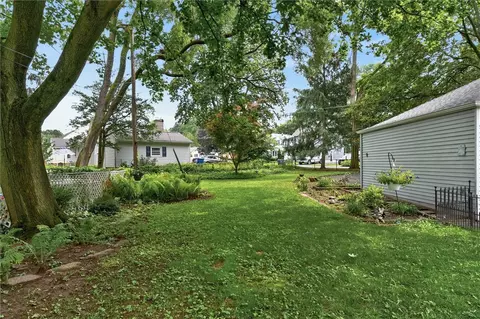 Exterior - 3948 Culver Rd, Irondequoit, NY 14622 photo 14 of 17