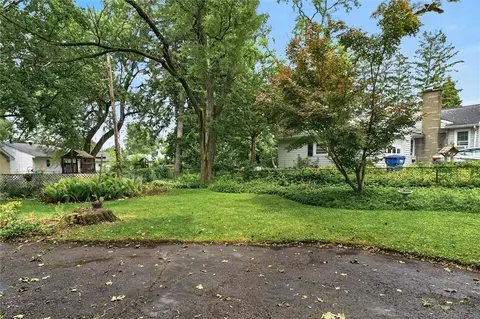 Exterior - 3948 Culver Rd, Irondequoit, NY 14622 photo 17 of 17