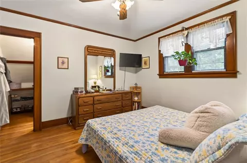 Bedroom - 3948 Culver Rd, Irondequoit, NY 14622 photo 3 of 5