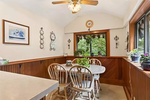 Dining - 3948 Culver Rd, Irondequoit, NY 14622 photo 5 of 6