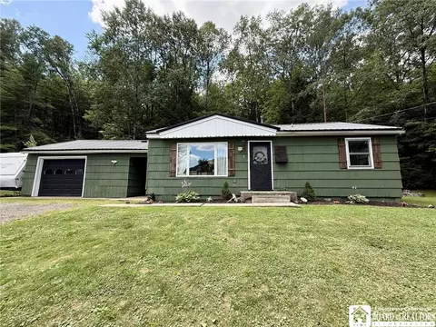 46 Chris Dr, Bradford, PA 16701