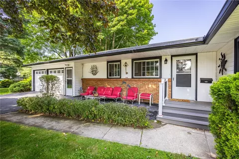 Exterior - 77 Willowen Dr, Irondequoit, NY 14609 photo 4 of 12