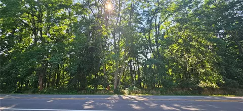 325 Webster Rd, Webster, NY 14580 photo 4