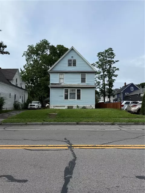 1290 Clifford Ave, Rochester, NY 14621
