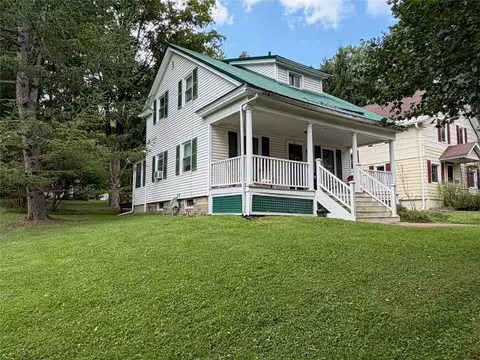 141 East St, Oneonta, NY 13820