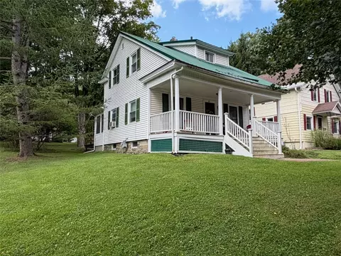 141 East St, Oneonta, NY 13820