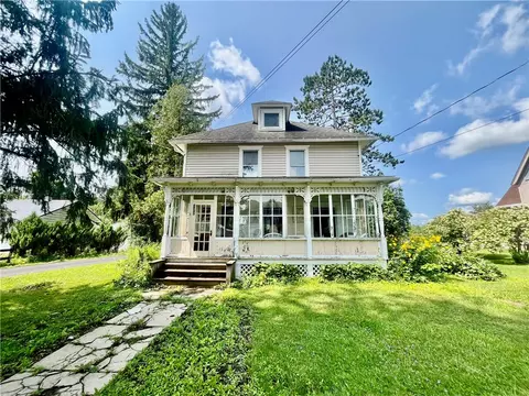 122 Public Landing Rd, Springfield, NY 13326