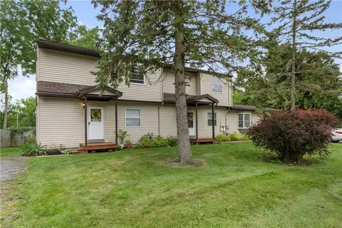 2 Rorbach Ln, Geneseo, NY 14454