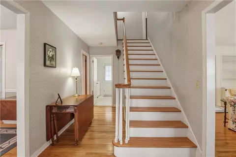 Entry Way - 8 Fox Ln E, Erwin, NY 14870 photo 2 of 4