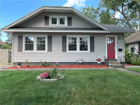 71 Wendhurst Dr, Greece, NY 14616
