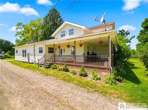 159 Kipp St, Sherman, NY 14781