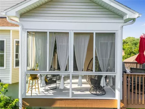 Exterior - 511 Audubon Trl, Irondequoit, NY 14622 photo 9 of 10
