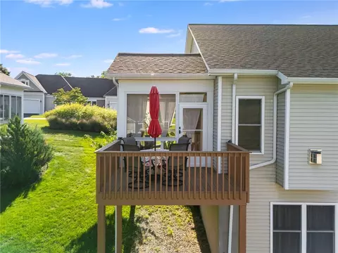 Exterior - 511 Audubon Trl, Irondequoit, NY 14622 photo 8 of 10