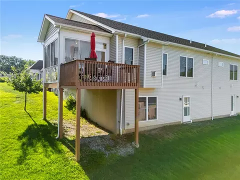 Exterior - 511 Audubon Trl, Irondequoit, NY 14622 photo 10 of 10