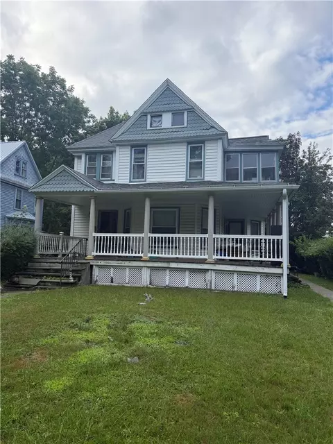 676 W Washington Ave, Elmira, NY 14901