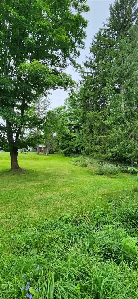 Exterior - 9560 Brandywine Dr, Wayne, NY 14893 photo 7 of 14