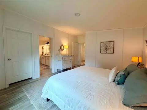 Bedroom - 9560 Brandywine Dr, Wayne, NY 14893 photo 6 of 7