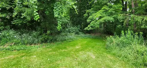 Exterior - 9560 Brandywine Dr, Wayne, NY 14893 photo 8 of 14