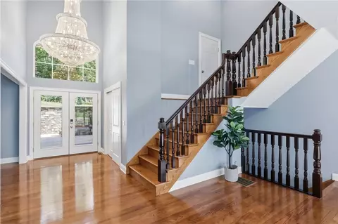 Entry Way - 667 Seneca Rd, Irondequoit, NY 14622 photo 2 of 3