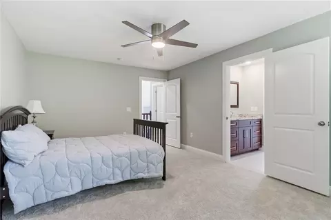 Bedroom - 667 Seneca Rd, Irondequoit, NY 14622 photo 7 of 11