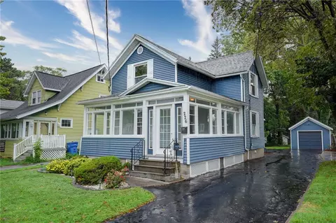 226 Stutson St, Rochester, NY 14612