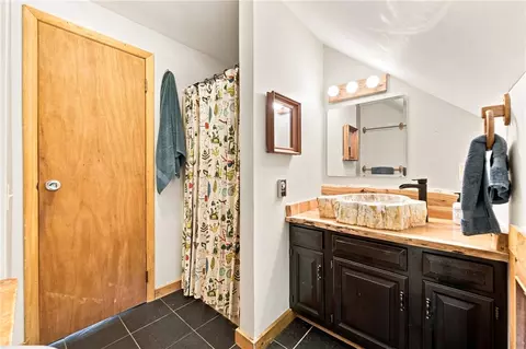 Bath - 11396 E Lake Rd, Wayne, NY 14840 photo 1 of 2