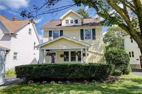 160 Marion St, Rochester, NY 14610