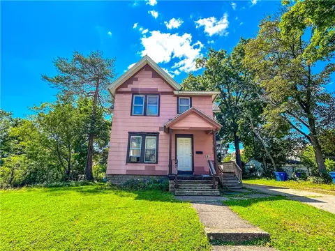 51 Sherwood Ave, Rochester, NY 14619