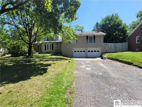 215 Cole Ave, Jamestown, NY 14701