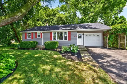Exterior - 74 Vinal Ave, Irondequoit, NY 14609 photo 8 of 9