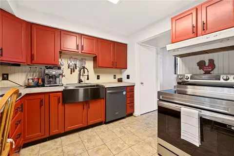 Kitchen - 74 Vinal Ave, Irondequoit, NY 14609 photo 2 of 4