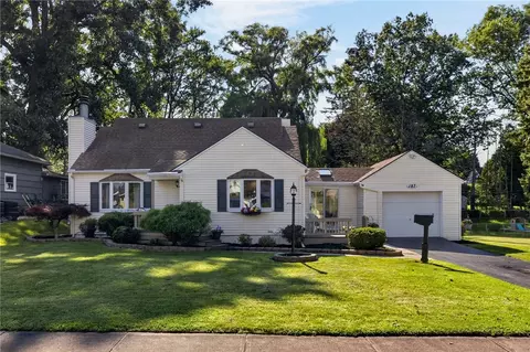 Exterior - 187 Frontenac Hts, Irondequoit, NY 14617 photo 2 of 12