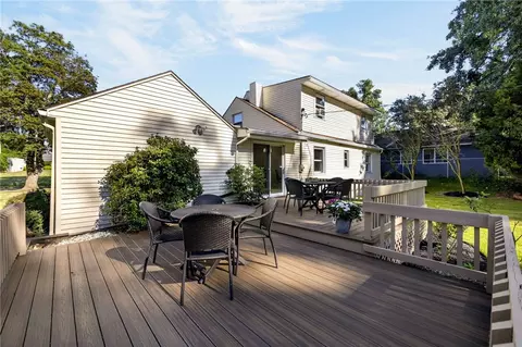 Exterior - 187 Frontenac Hts, Irondequoit, NY 14617 photo 7 of 12