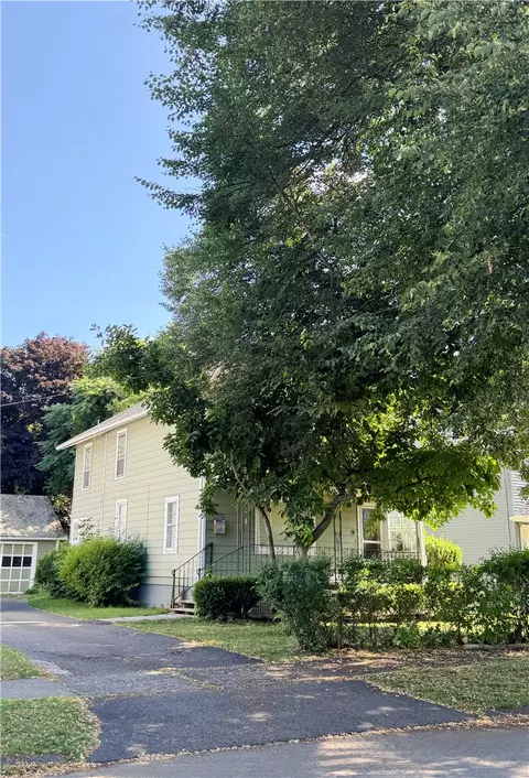 764 Carpenter St, Elmira, NY 14901
