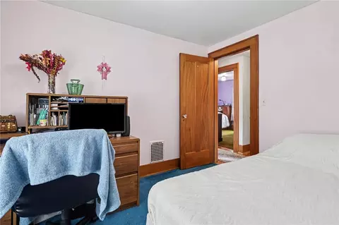 Bedroom - 3275 Culver Rd, Irondequoit, NY 14622 photo 6 of 8