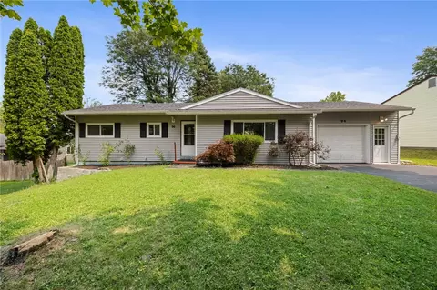 96 Buckley Pl, Henrietta, NY 14467
