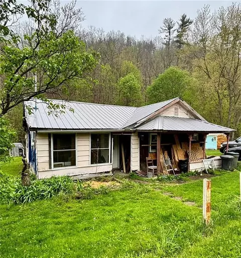 3043 College Ave, Corning, NY 14830