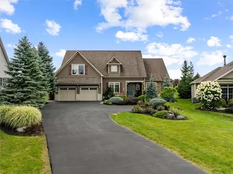 147 Gadwall Ln, Manlius, NY 13104