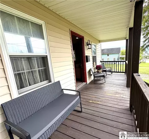 Exterior - 326 Line St, Olean, NY 14760 photo 4 of 12