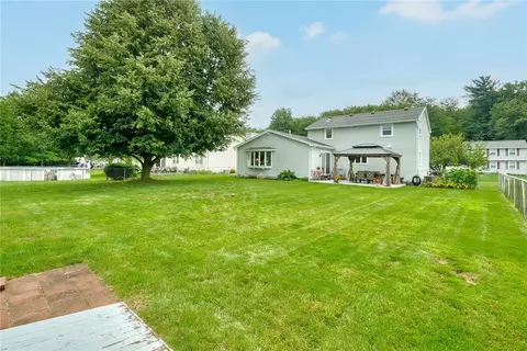 Exterior - 721 Close Cir, Webster, NY 14580 photo 2 of 6