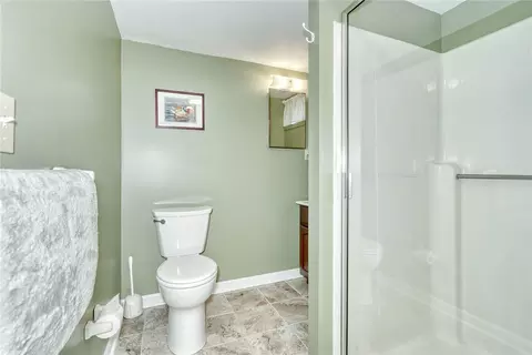 Bath - 721 Close Cir, Webster, NY 14580 photo 5 of 5