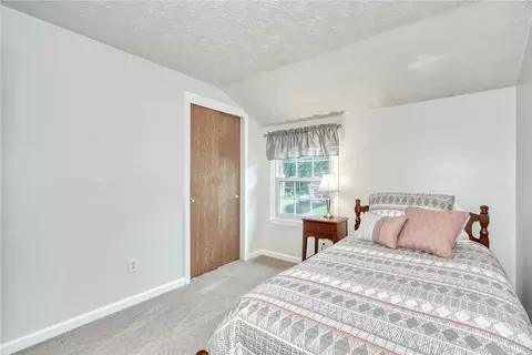 Bedroom - 721 Close Cir, Webster, NY 14580 photo 6 of 8